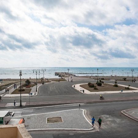 Ostia Holiday Al Pontile Exterior foto